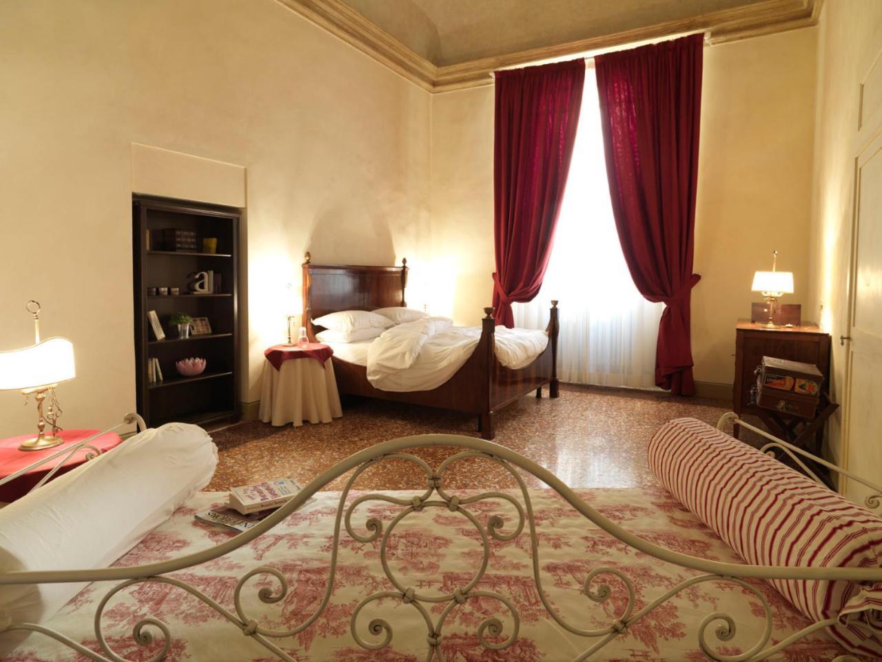 Antica Casa Zucchini B&B Bologna Eksteriør bilde